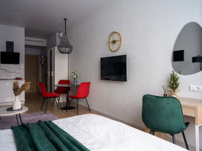 Апартаменты Green Tower — просторная студия в центре