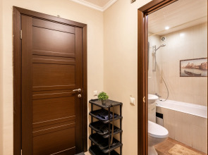 Квартира Просторная двухкомнатная Natali у парка Зюзино