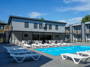 Отель Азов Вилладж