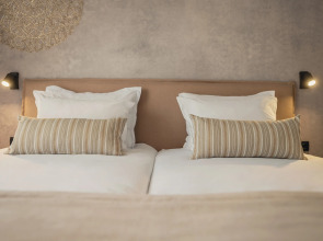 Отель SUNEO Perla