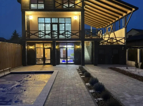 V Pyatigorske Chalet
