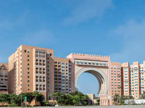 Oaks Ibn Battuta Gate Hotel Dubai