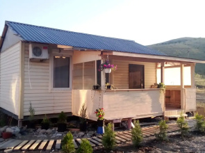 Gostevoy Dom Domik V Bugaze Guest House