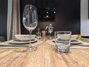 Апартаменты Улучшенные с Балконом Elite Apartments