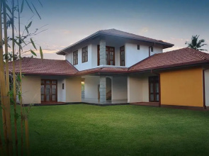 The Airport Villa Hotel