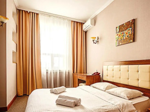 Отель Корсар