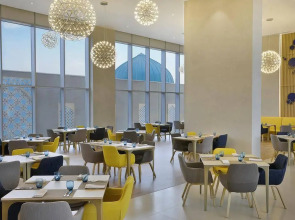 Отель Dubai Avani Ibn Battuta Hotel