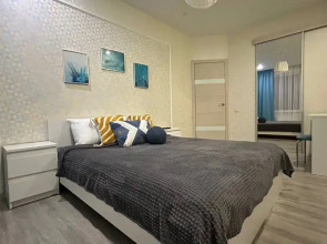 Апартаменты Голубое небо на Шоссейной, Yana Apart