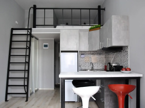 Апартаменты на Сенной площади с видом на канал Грибоедова