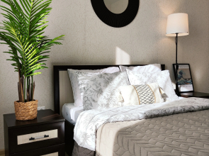 2komnatnaya Levy Bereg U M4 6spal Mest Flat