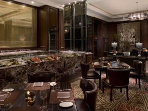 Отель Al Habtoor Palace