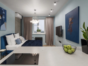 Квapтиpa-cтудия AZURЕ LIGНТ