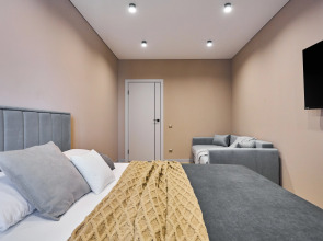 Квартира Просторная Возле Центральной Больницы