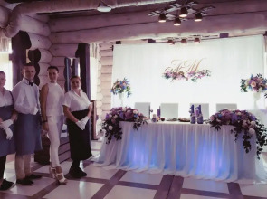 Отель WoodHouse