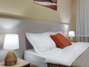 Апартаменты Улучшенная Студия Лотос Светлый Дом