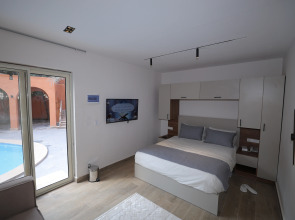 Отель Settle Inn Mirage