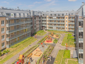 Апартаменты Двухкомнатная Квартира на Мансардном Этаже