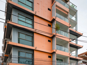 C-View 1 Boutique Apartment Hotel