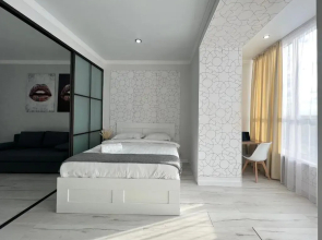 Lux Aparatamenty v Novom Zhk Flat
