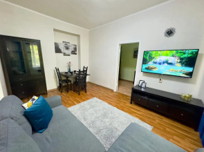 Квартира Уютная двухкомнатная на Большой Почтовой