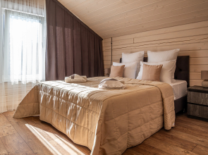 Kottedzh Dlya Bolshoy Kompanii Chalet