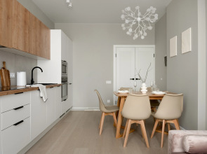 Квартира с видом на реку Смоленку