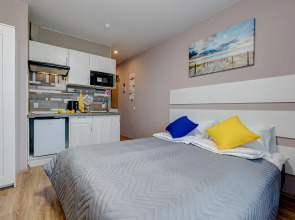 Апартаменты 9 ночей на Есенина