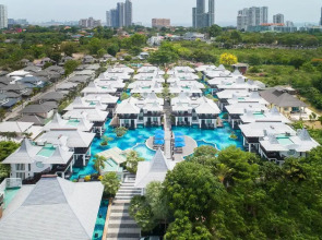 Отель Z Through by The Zign