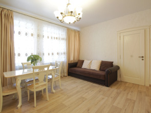 Квартира Сталинка у Кремля в центре