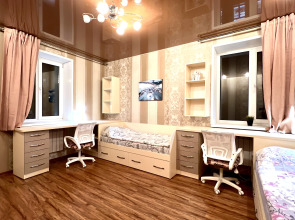 Квартира 3-комнатная Видовая Yarapartments на Набережной