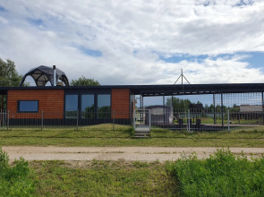Dom c saunoj na beregu Volgi Private house