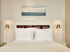 Albinas Hotel Old City