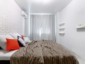 Квартира на Венеры 21