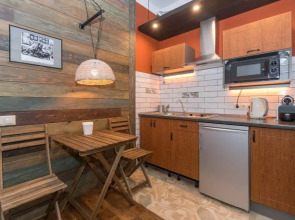 Апартаменты в Центре Города у Нарымского Сквера 2