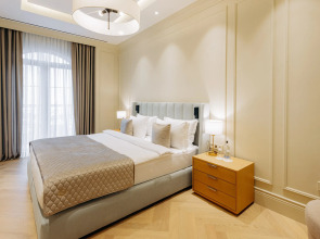 Апарт-отель Four Seasons