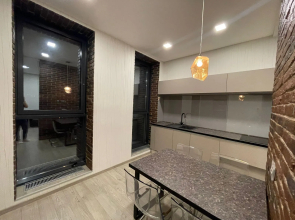 823 Gostiny Dvor Apartments