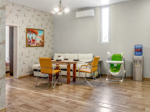 Квартира на Декабристов 17