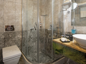 Отель Perapolis