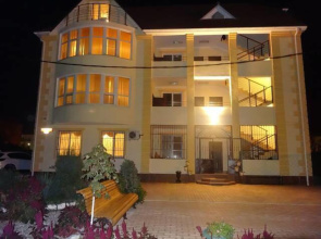 Solnechny Guest House