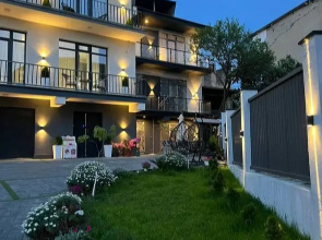 Guest house Grey Khaus