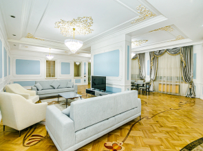 Luxury 7 Bedroom in Nizami Street Apartments