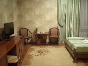 Отель Север