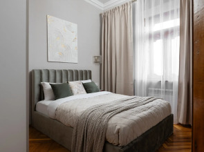 Квартира GM Apartments Новая и тихая Трехкомнатная на Тверской