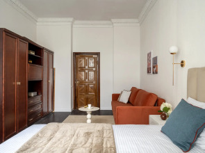 Апартаменты Кварт-Отель, Бережковская Набережная 12