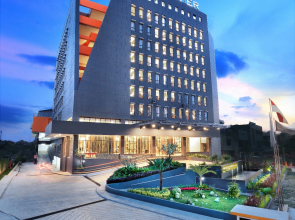 Harper Palembang Hotel