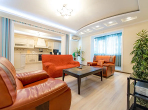 Апартаменты Пять Звёзд на Монакова 33