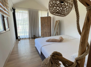 Бунгало Marimare Beach & Bungalow