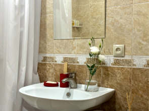 Апартаменты Леонова