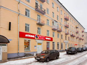 Квартира двухкомнатная набережная Северной Двины 95