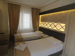 Отель Grand Liza